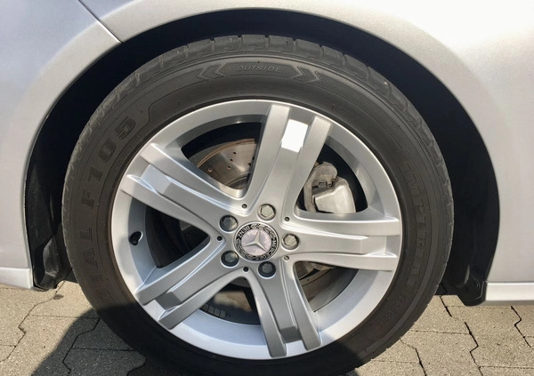 Mercedes-Benz Klasa E cena 49500 przebieg: 283000, rok produkcji 2009 z Kisielice małe 277